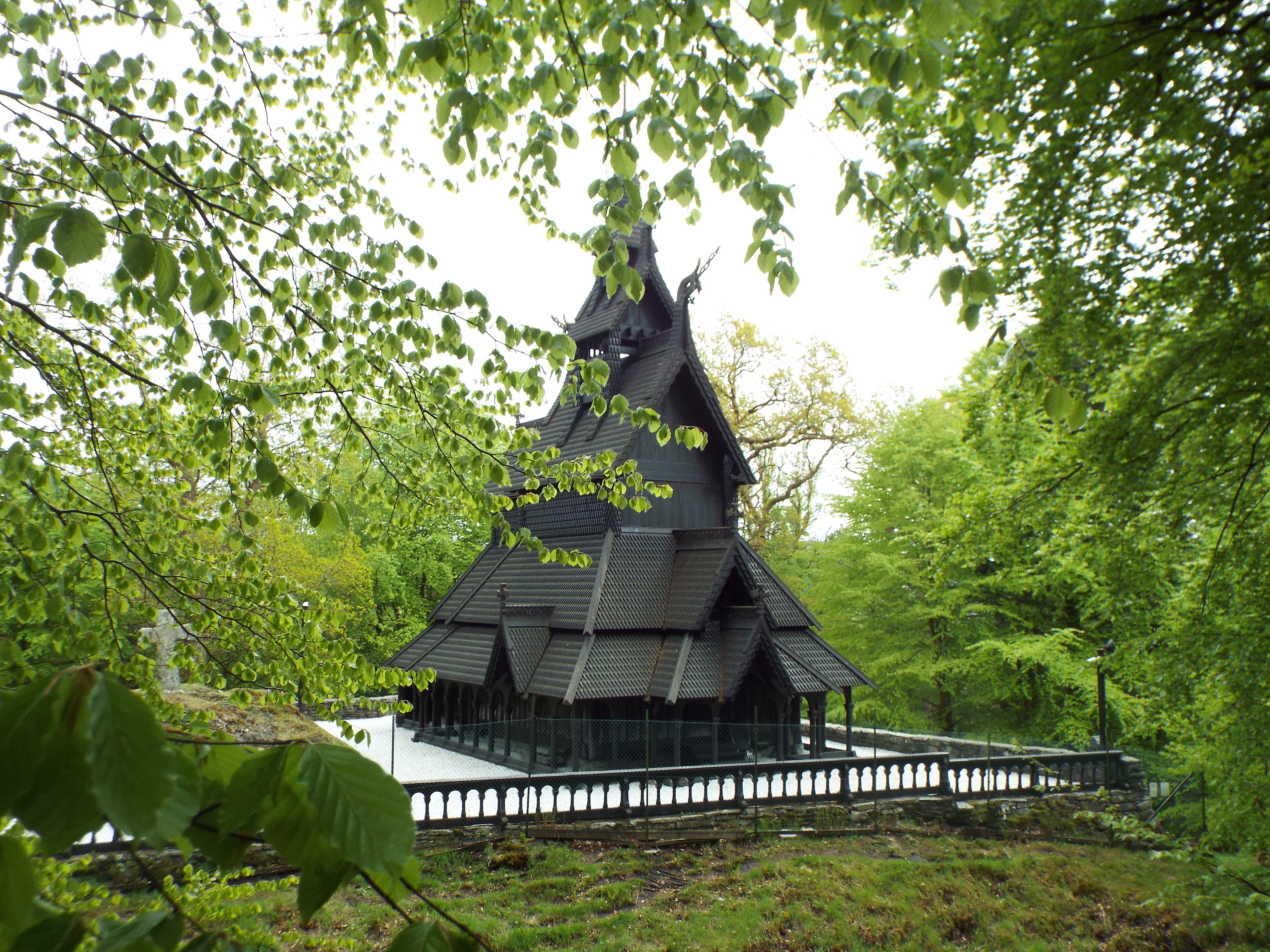 Foto: Fantoft Stavkirke, Frederik Witte