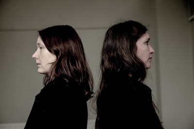 Aurora Sandlilje und Rina Beldo.jpg
