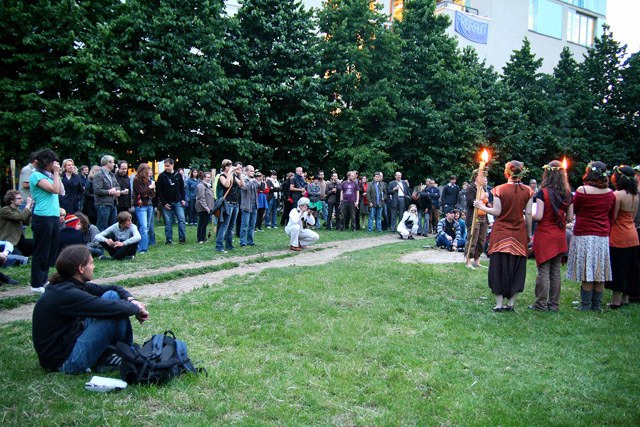 Mid2009_04.jpg